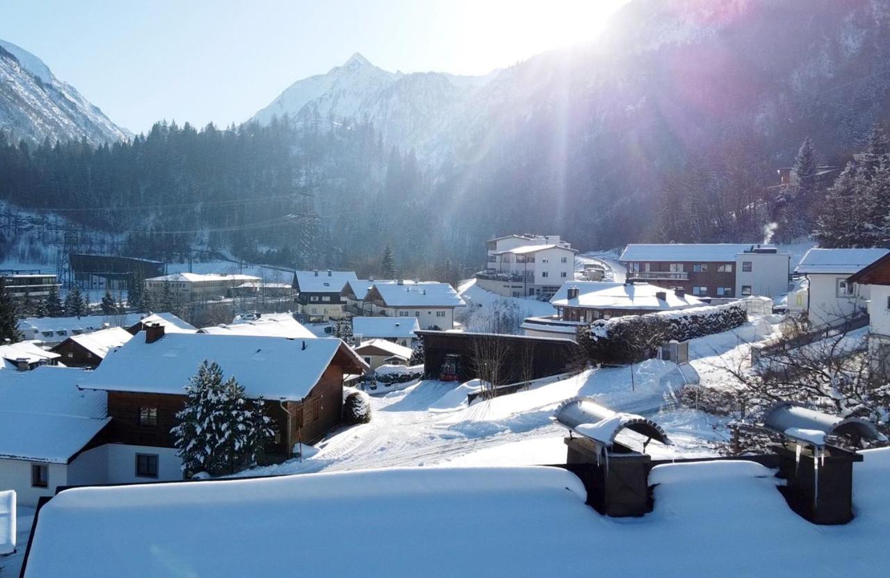 Ferienhaus Kollinger คาพรูน ภายนอก รูปภาพ