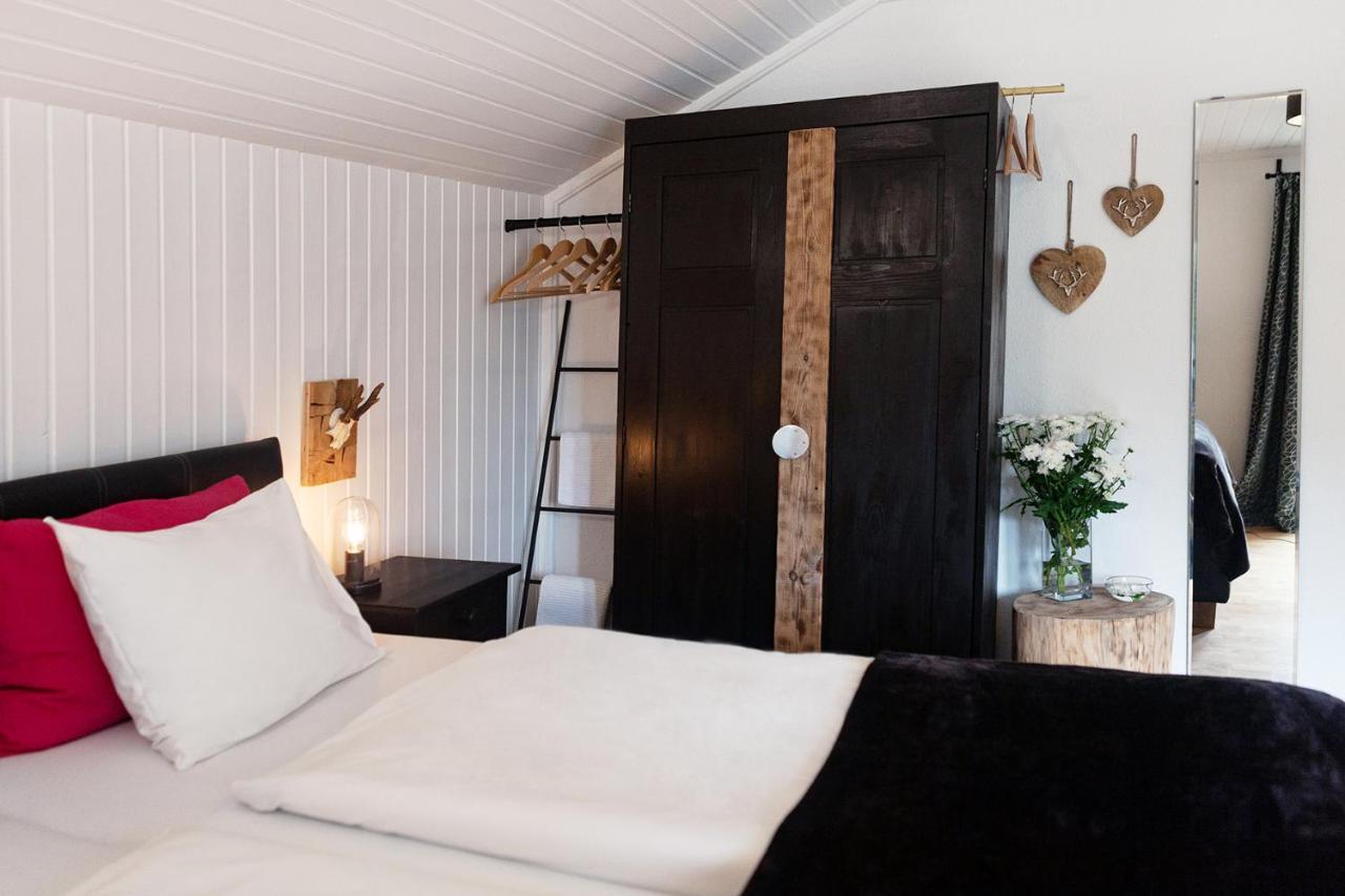 Ferienhaus Kollinger คาพรูน ภายนอก รูปภาพ